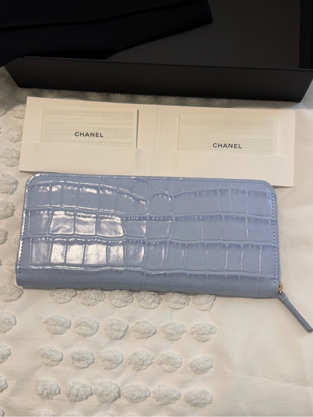 CHANEL Croc Embossed Zip Around Long Wallet Lilac Lavender Brand New with Box - Picture 5 of 15
